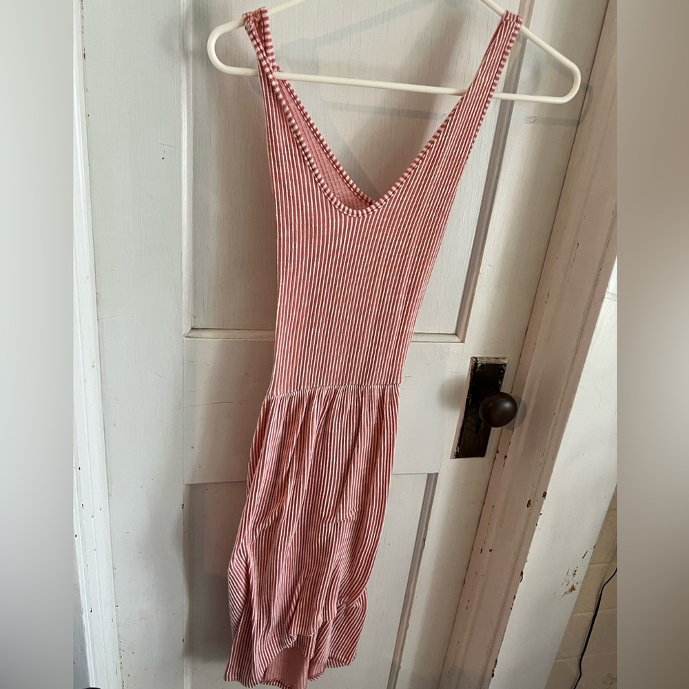 Side button dress